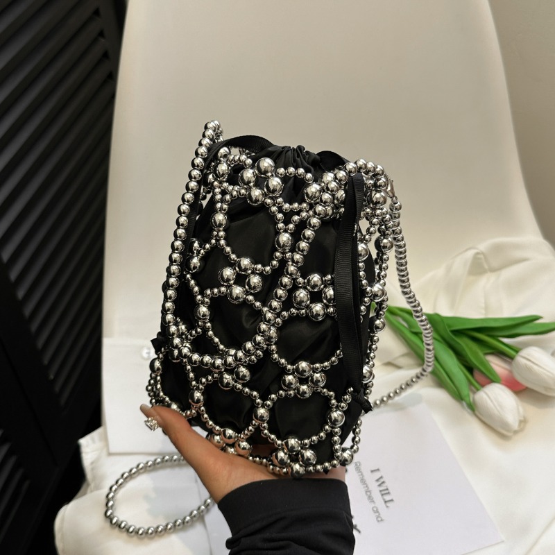 White Beading Bucket Shoulder  - Luxury Bags On Sales 评论和价格